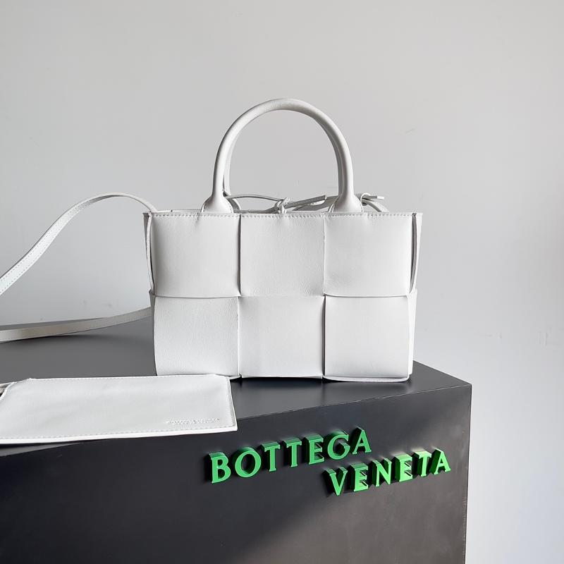 Bottega Veneta Handbags 709337 Plain White